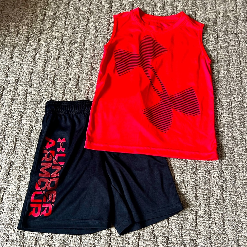 Boys size 5 Under Armour outfit